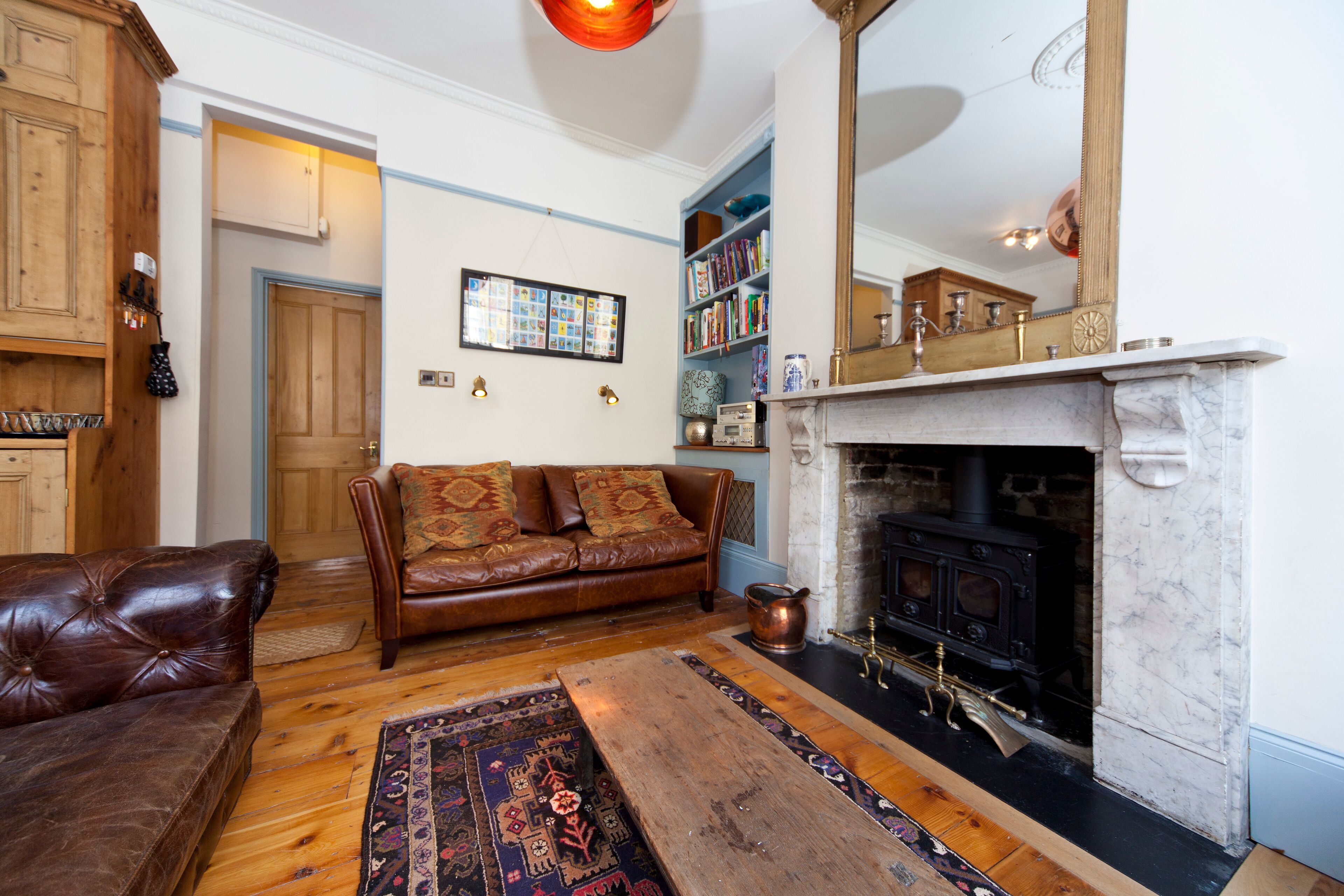 Stunning Georgian 1 bed flat in Clerkenwell. Lots Of Character & Charm! 
