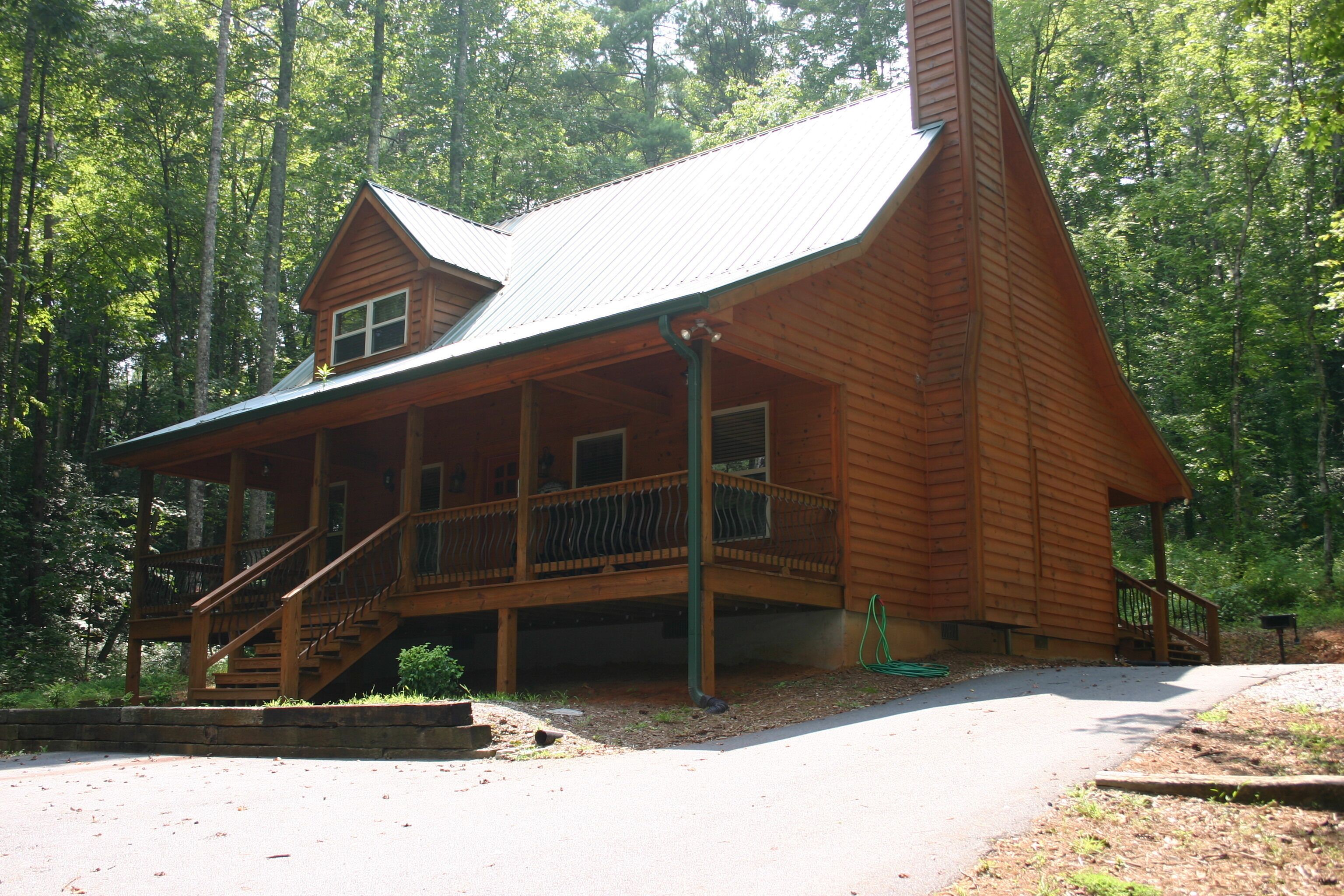 Hawks Landing - Luxury In The Mountains