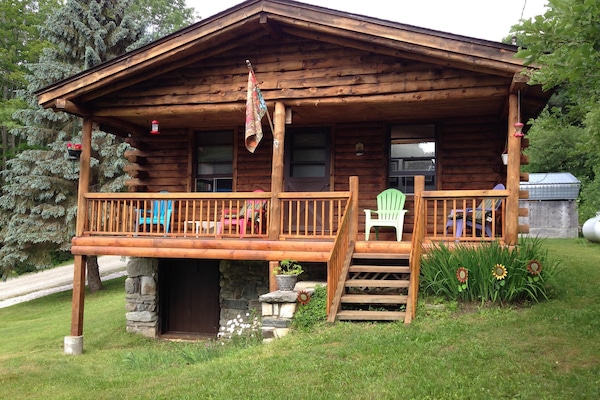 Spring/Summer at Scamper Inn