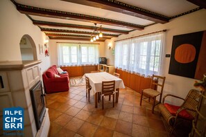 TV, DVD player, books