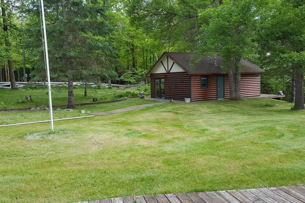 A nice secluded setting!