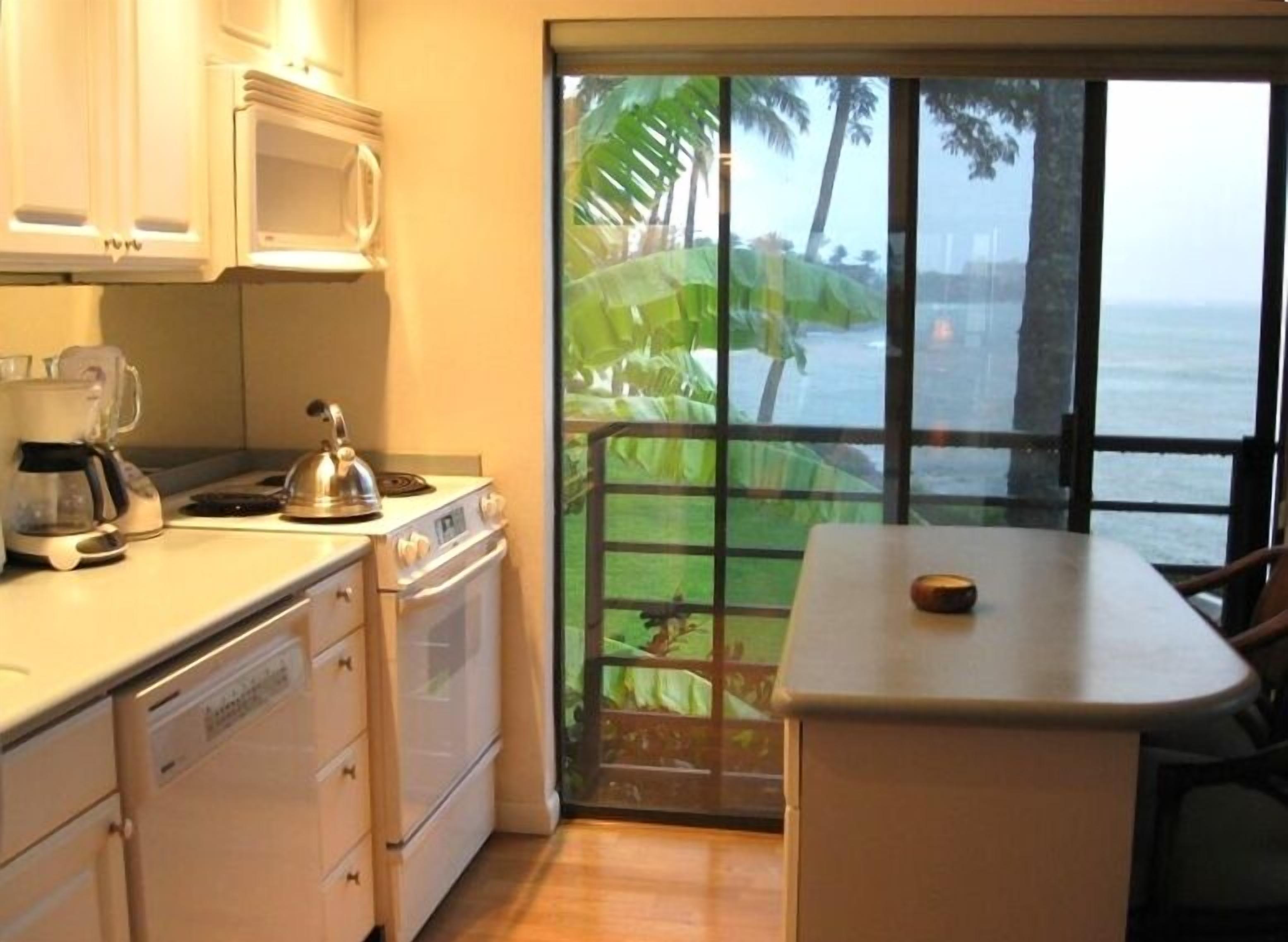 Magnificent Oceanfront View Condominium at Kuleana Maui