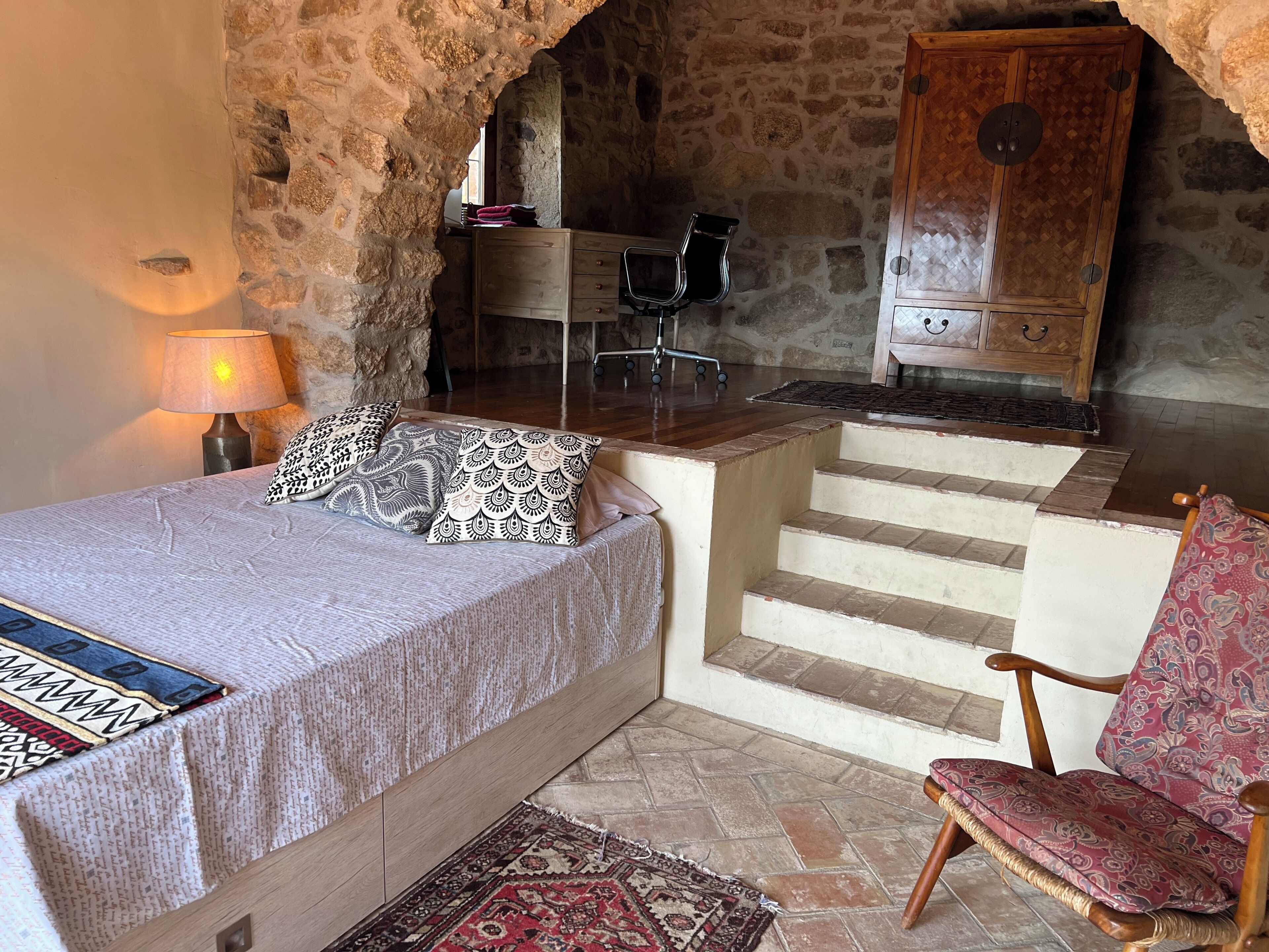 16th century renovated Mas located in mountains with sea views