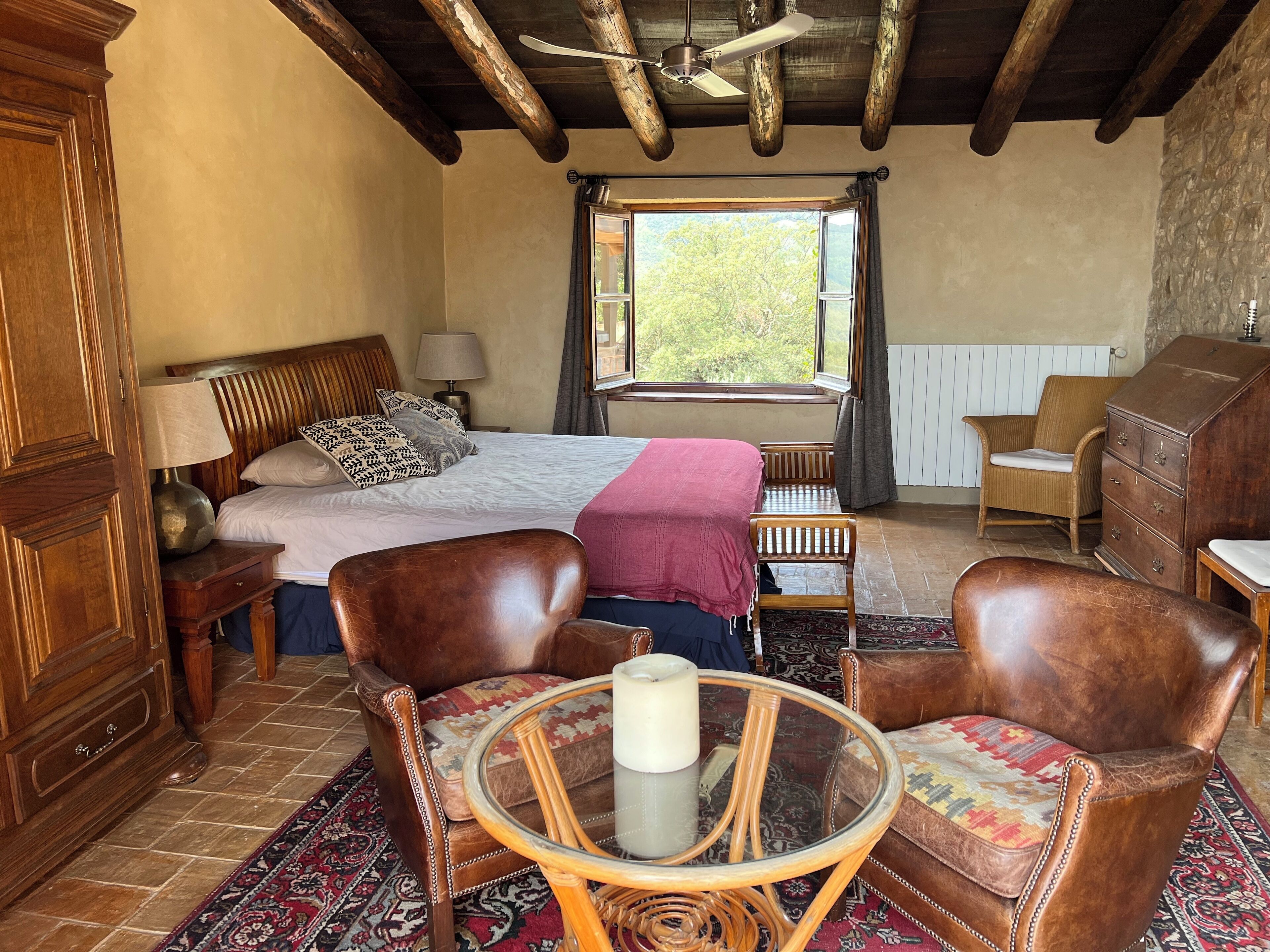 16th century renovated Mas located in mountains with sea views