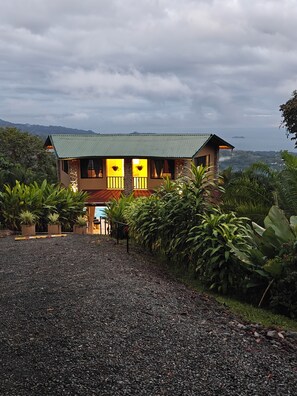 Exterior - Amazing Private House & Pool - Whales Tail & Jungle Views (Uvita)