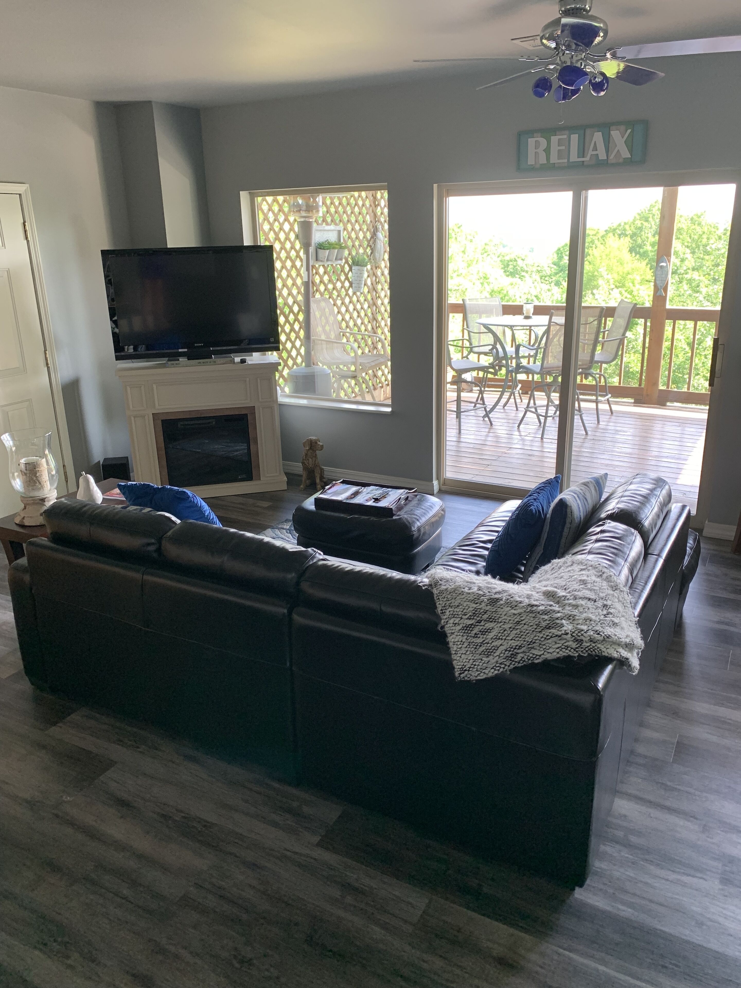 Beaver Lake Get-a-Way          Great Location--Beautiful View