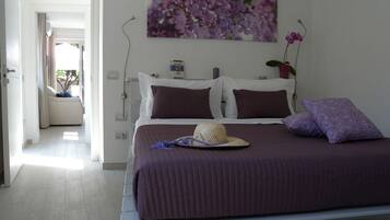 1 dormitorio, cuna de viaje, wifi gratis y ropa de cama