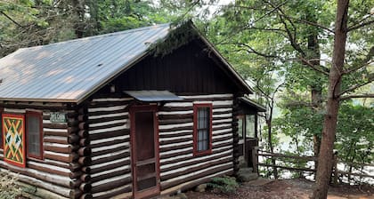 Historic Log Cabin on Lake Lure