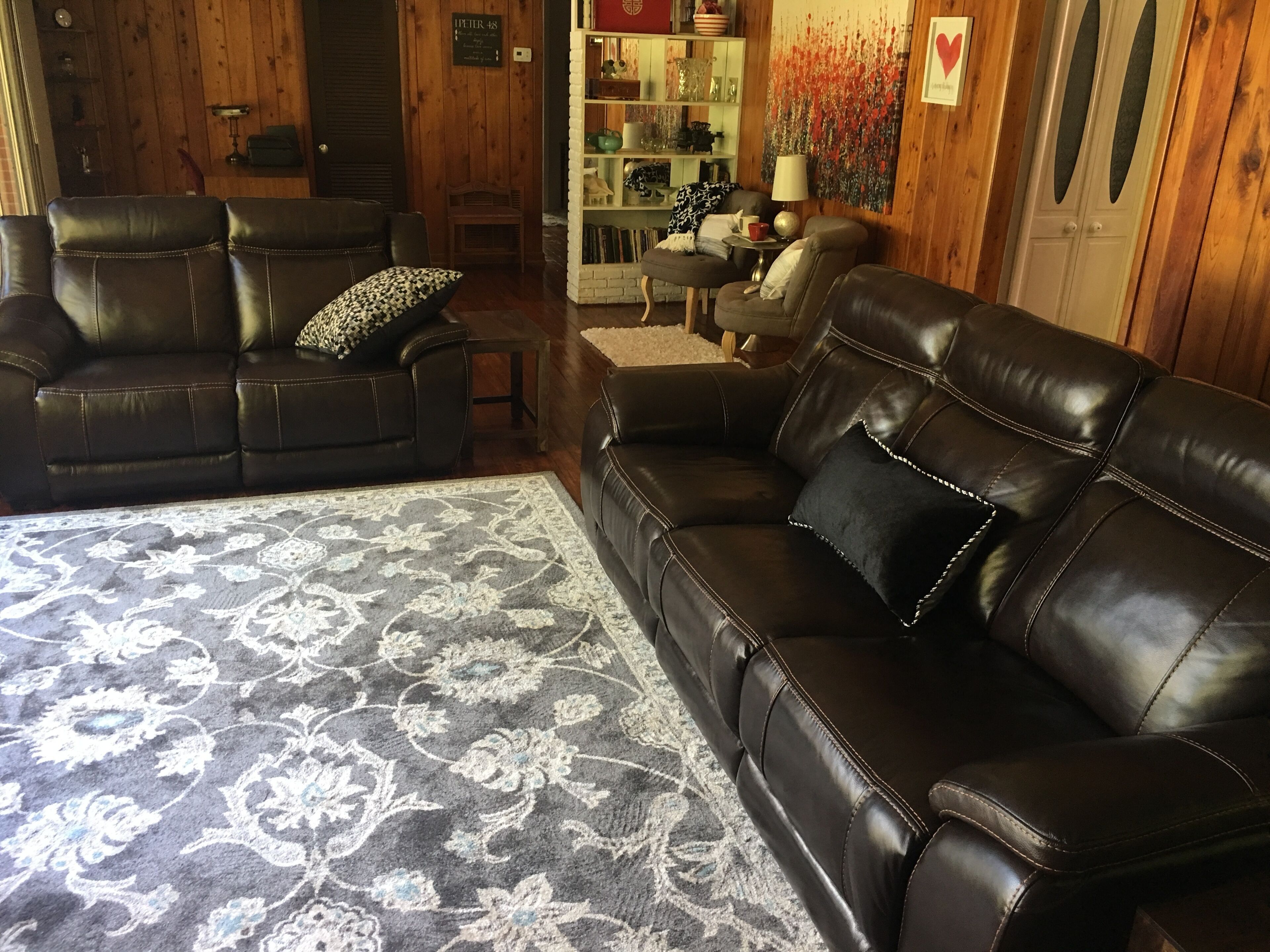 1400sf Lakefront Home Very Peaceful Quiet and Secluded but close to everything