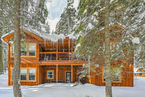 Gorgeous Cabin on Tahoe's West Shore!