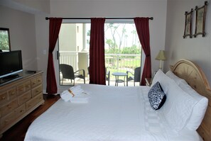 1 soverom, skrivebord, strykejern/-brett og wi-fi (inkludert)