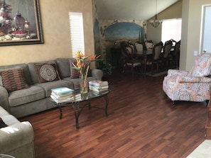 Smart TV, fireplace, DVD player, books
