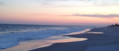 Vlak bij het strand
