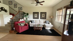 Smart TV, DVD player, books, video library - Beach Club Access Mauna Lani Fairways Golf Course View. January Availability (Kamuela)
