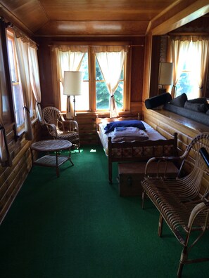 Smart TV, fireplace, DVD player, video library - Papa’s Lake House, Quiet Retreat, Main Part Of Greater Bass Lake , Sleeps 12-14 (Greater Bass Lake)