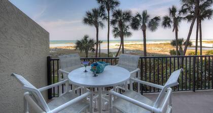 Aivan rannalla! Exclusive Lighthouse Towers, Sand Key, Clearwater Beach