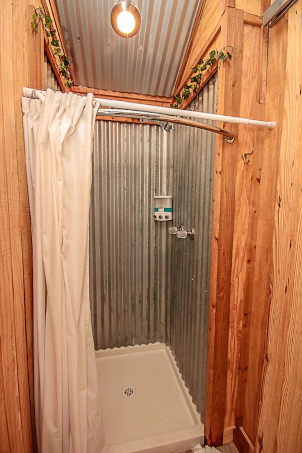 The Lazy Squirrel Cabin