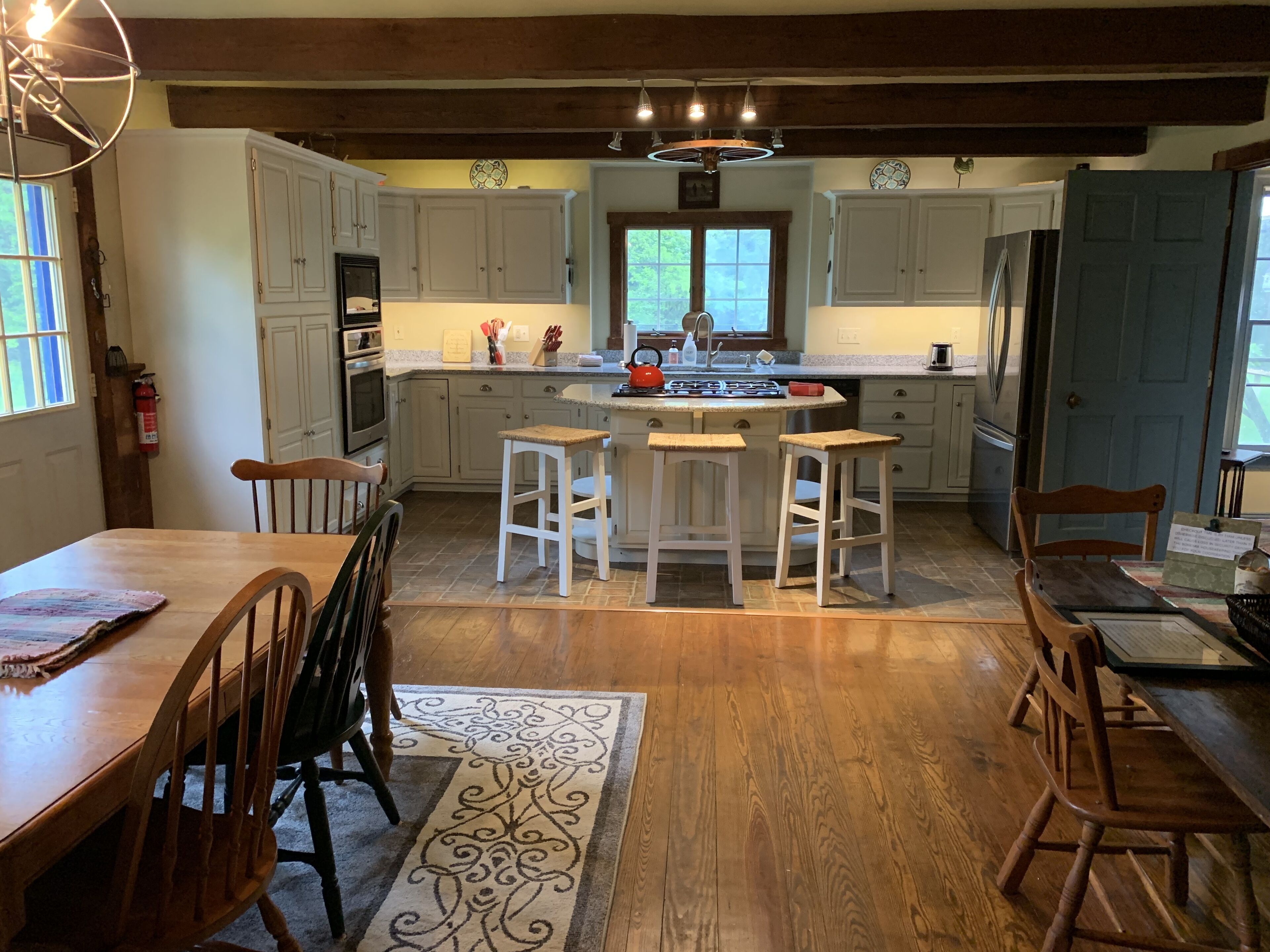 A European styled retreat on Marylands Eastern Shore with Private pool