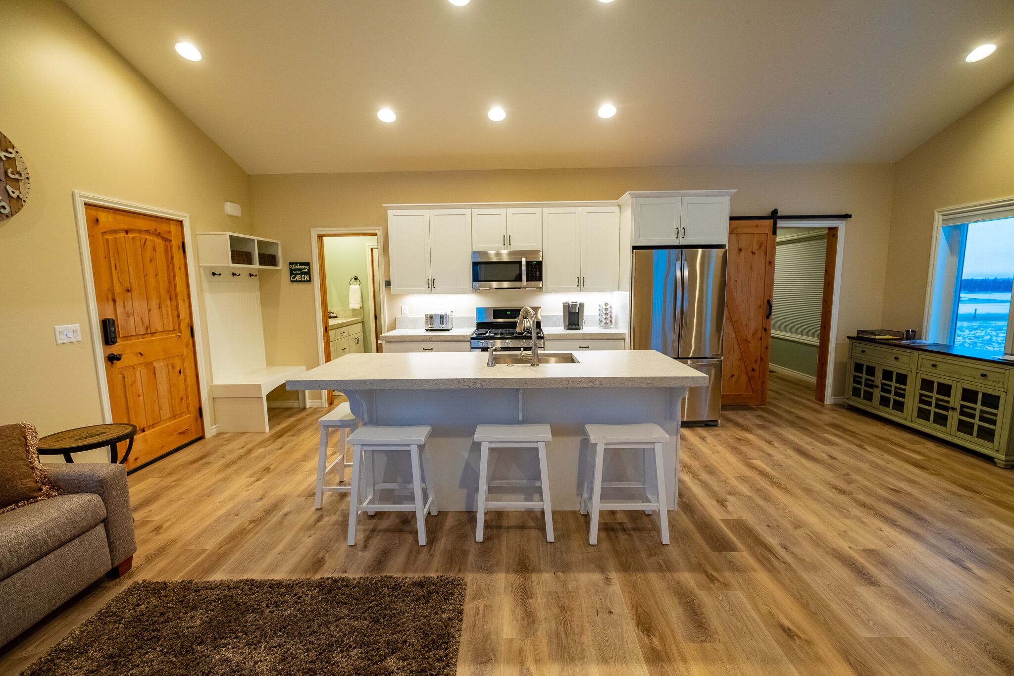 QUIET CABIN RETREAT, BEAUTIFUL VIEWS