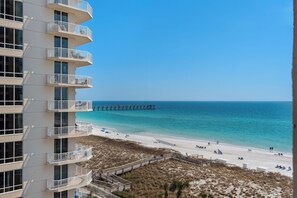 On the beach - Sit Back and Relax | 🌊 3BR Condo with Gulf Views, Resort Pool, and Balcony (Navarre)