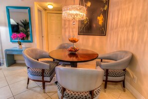 تناول الطعام