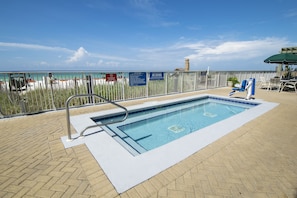 Piscine couverte, piscine chauffée