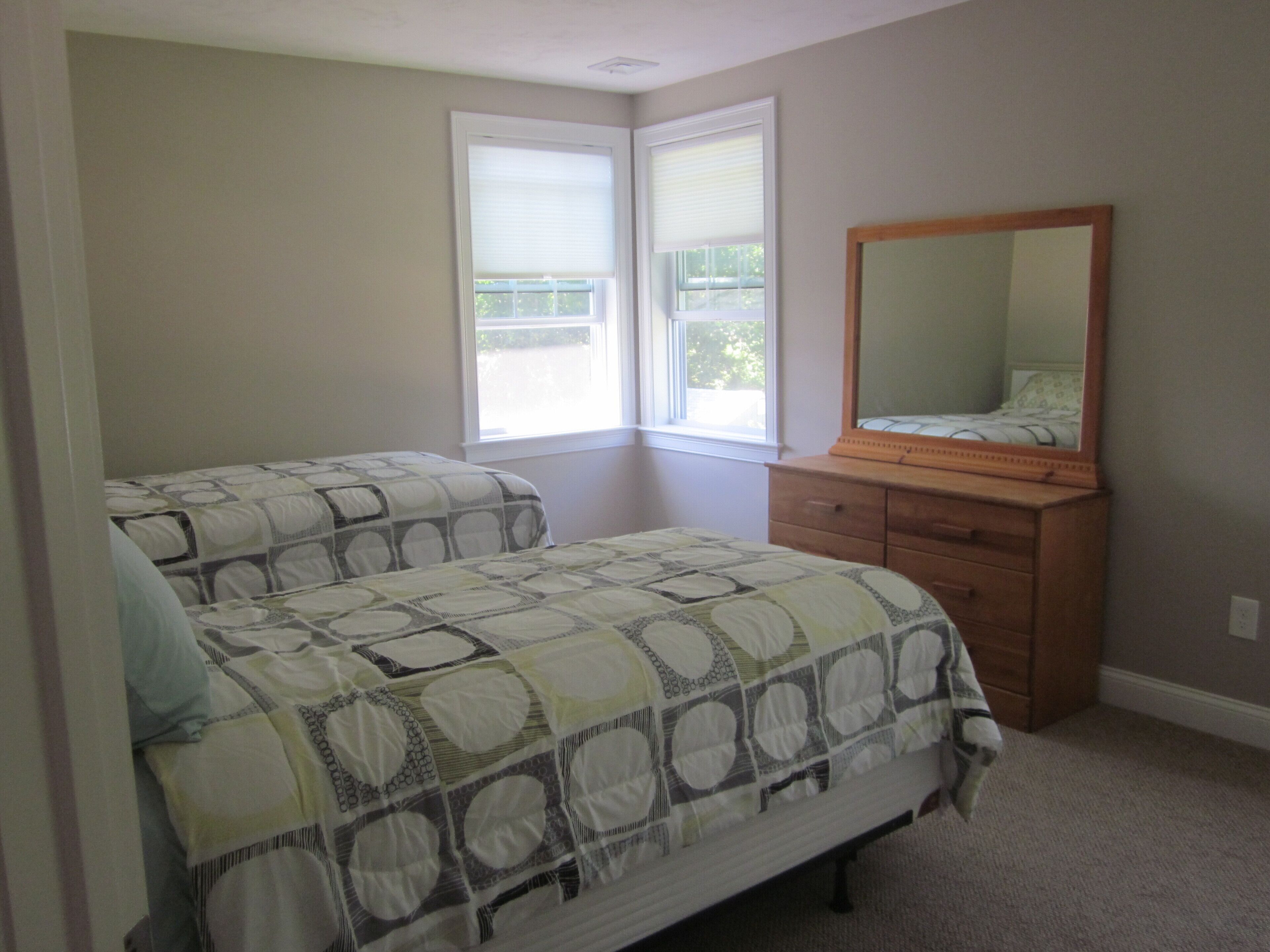  Beach house with water views, private beach parking,  Bikes, Kayaks, & more!
 
