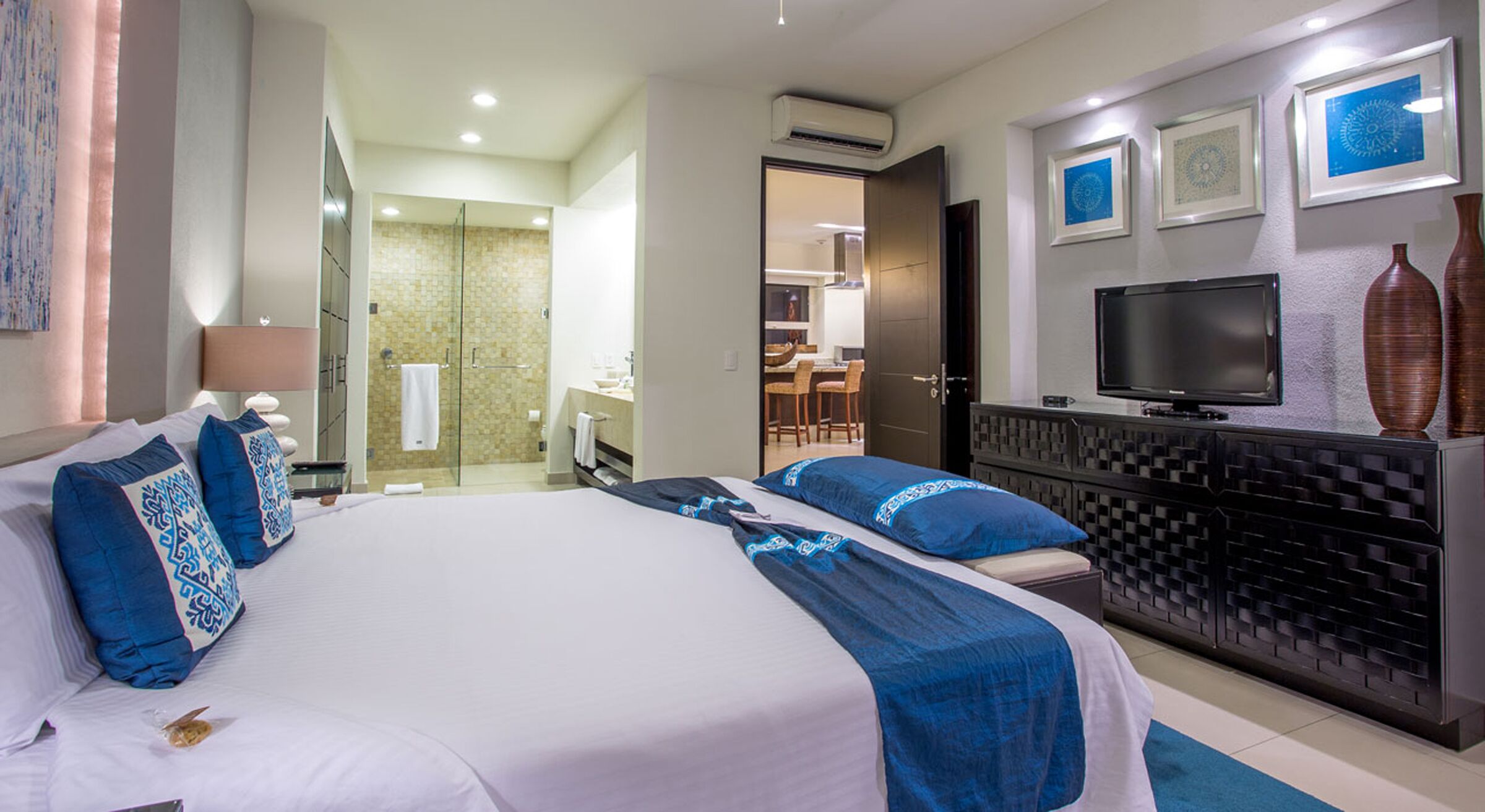 ALL-INCLUSIVE, LUXURY 2BD/2BA RESORT CONDO in NUEVO VALLARTA