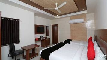 6 habitaciones, tabla de planchar con plancha y wifi