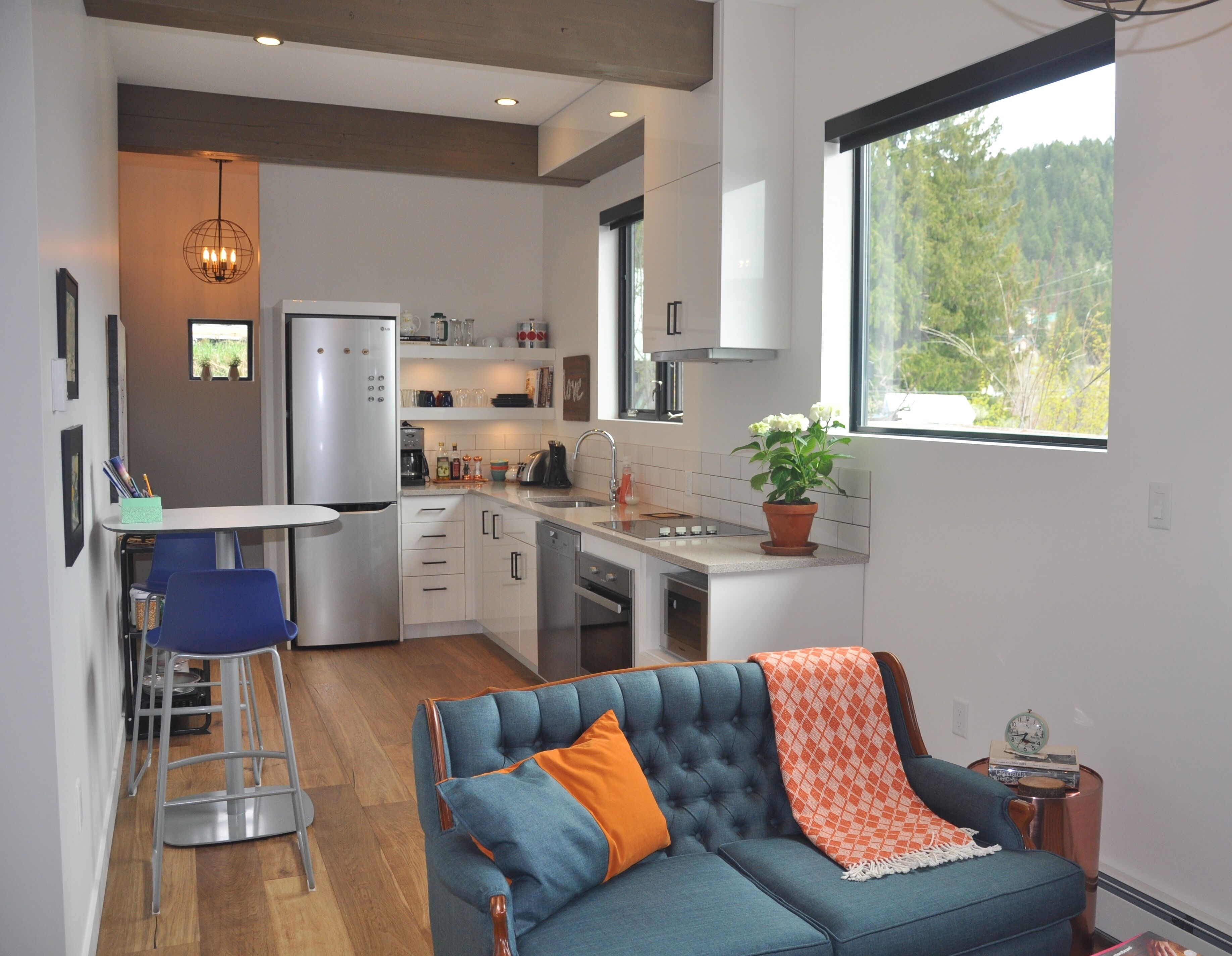 Full apartment with private entry and garage parking in the heart of Rossland.