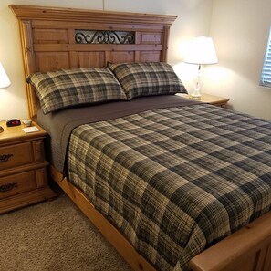 2 Schlafzimmer, Bügeleisen/Bügelbrett, kostenloses WLAN, Bettwäsche