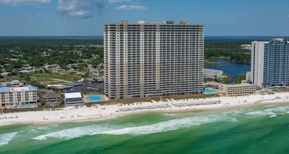Beachfront, on the water, walkable to Pier Park