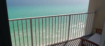Sulla spiaggia, sull'acqua, a piedi da Pier Park