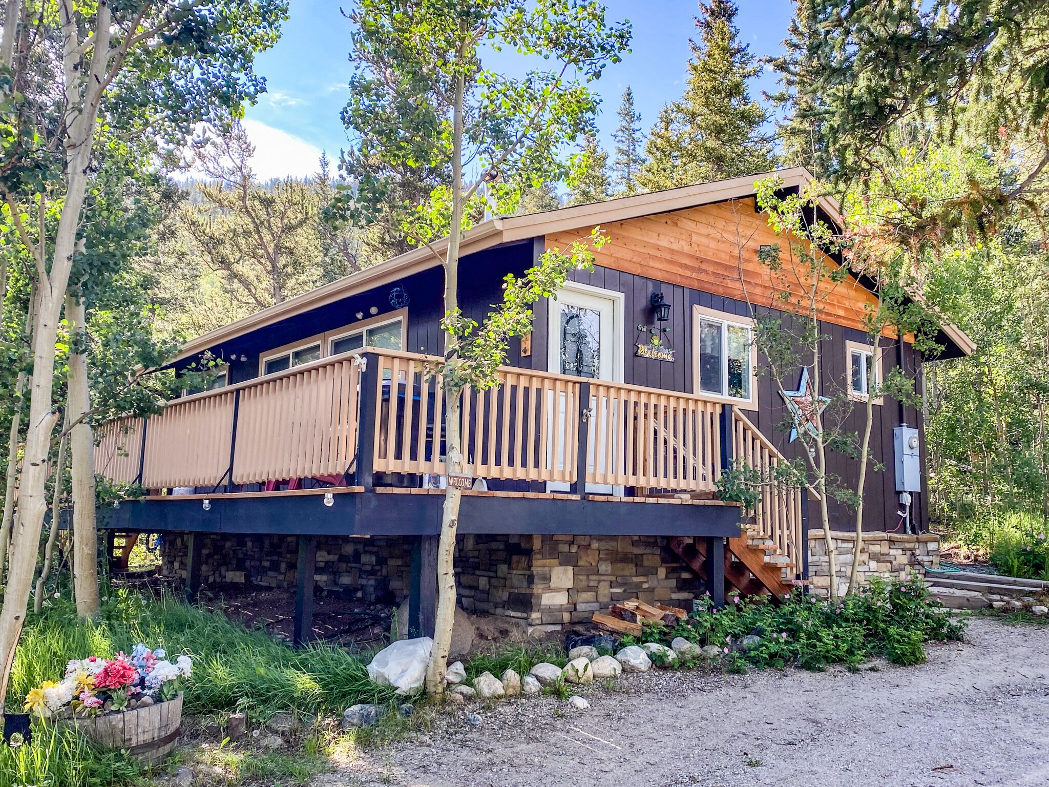 Cozy Home Among the Aspens, Pet Friendly w/ Outdoor Gas Firepit - Elg Hus