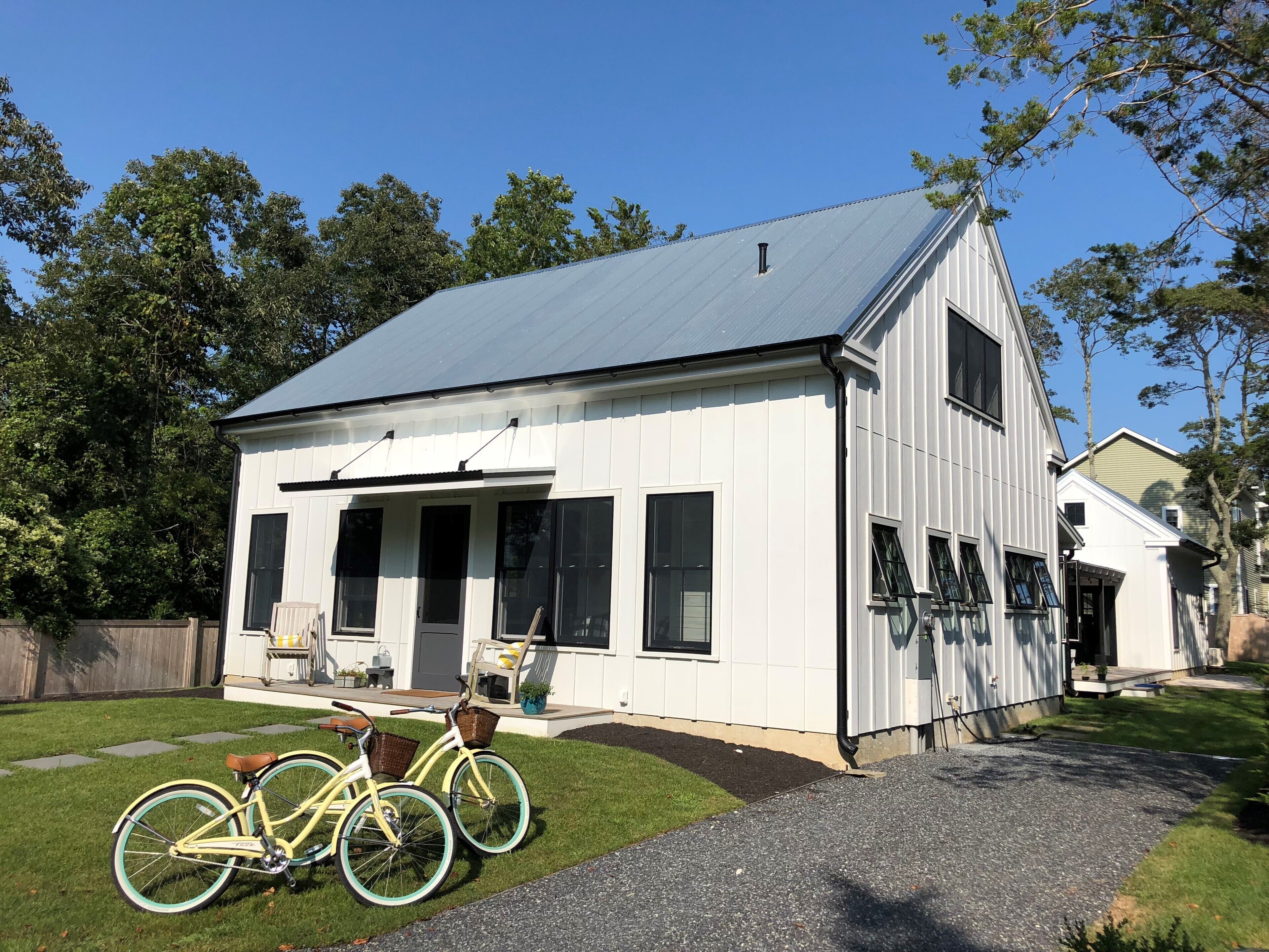 Cape May Cottage in The Woods with Great Floor Plan -  3 en-suite bedrooms +Loft