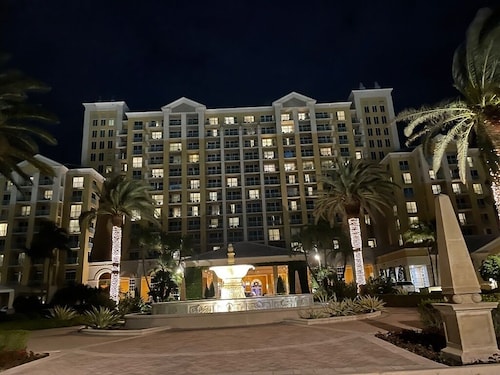 BEACHFRONT - @ the Ritz Carlton 5 Star Resort & Spa - Tennis - Key Biscayne Fl