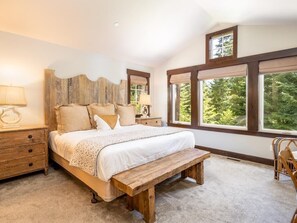 5 chambres, accès à Internet, literie fournie