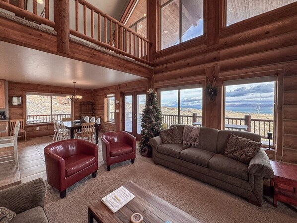 TV, fireplace, DVD player, ping pong