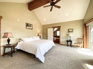 4 Schlafzimmer, Bügeleisen/Bügelbrett, kostenloses WLAN, Bettwäsche