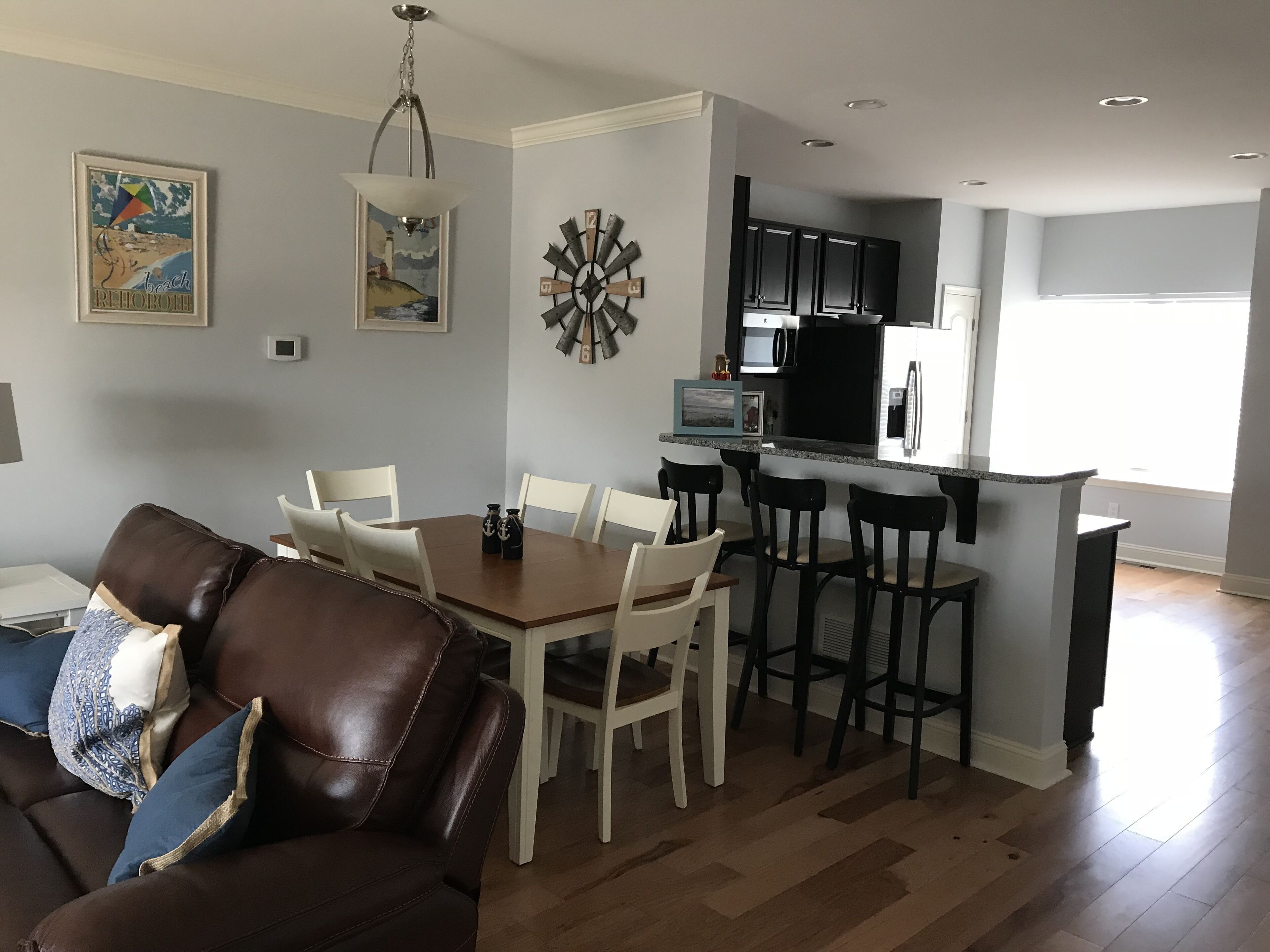 New Rehoboth Crossing Townhome, Sleeps up to 10, 3 Bed, 3.5BR, Cable, SmartTVs