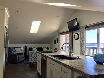 Morley’s Marina Loft