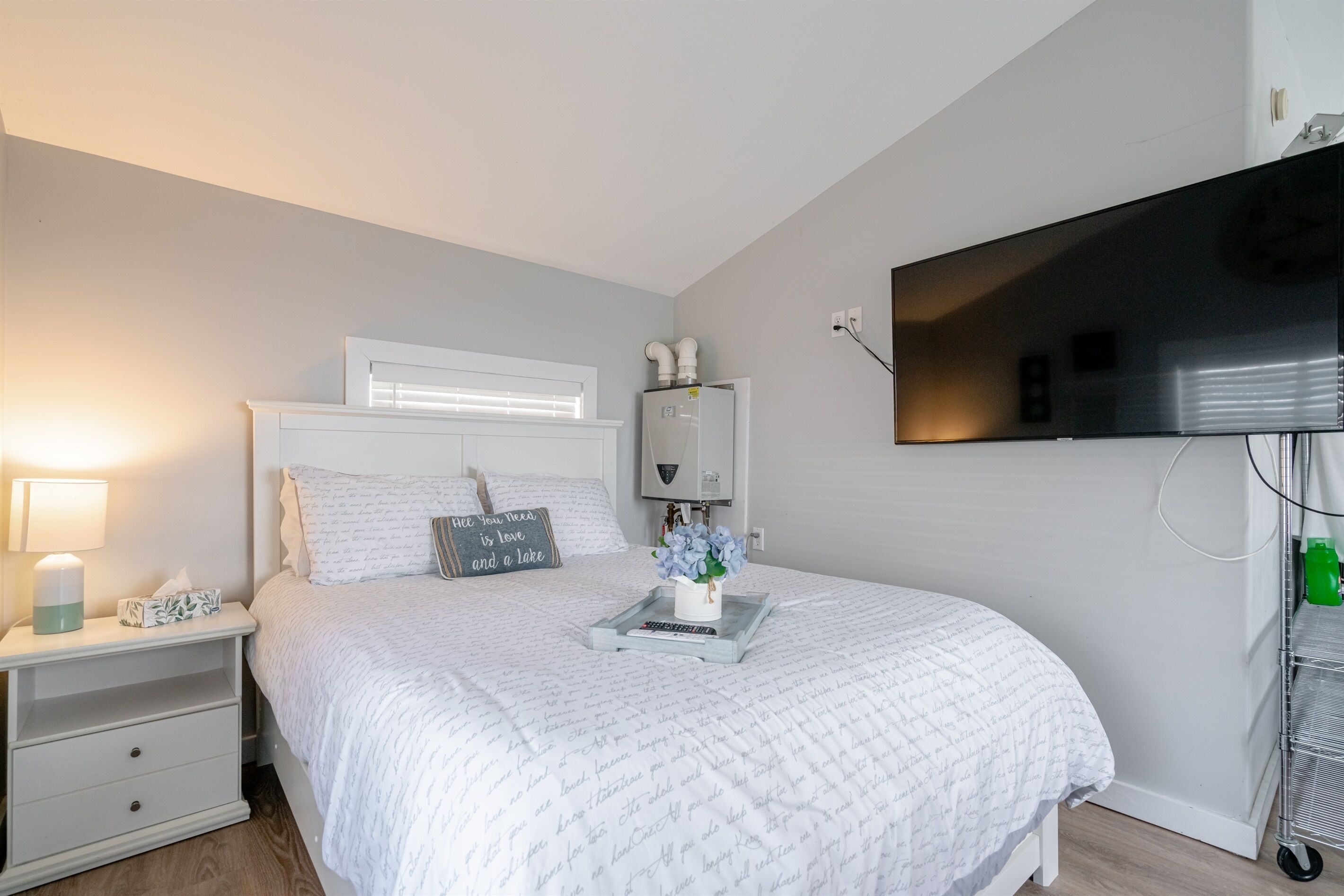 Bunker by the Bay - Perfect Couples Getaway