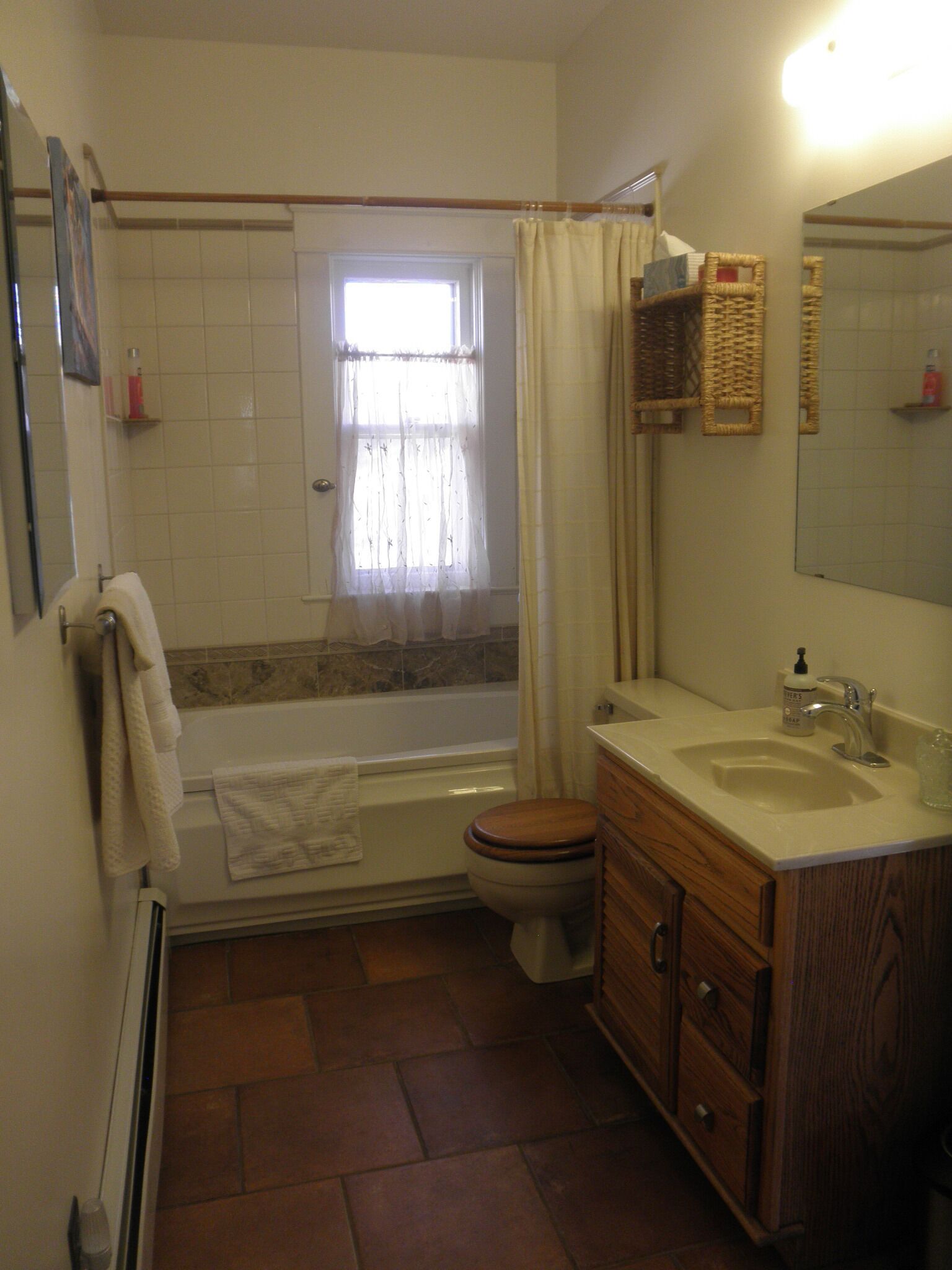 Charming historic house with beautiful views halfway between Moab and Telluride