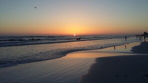 Beach towels - Townhouse with Garage - Across from Siesta Key Beach! (Sarasota)