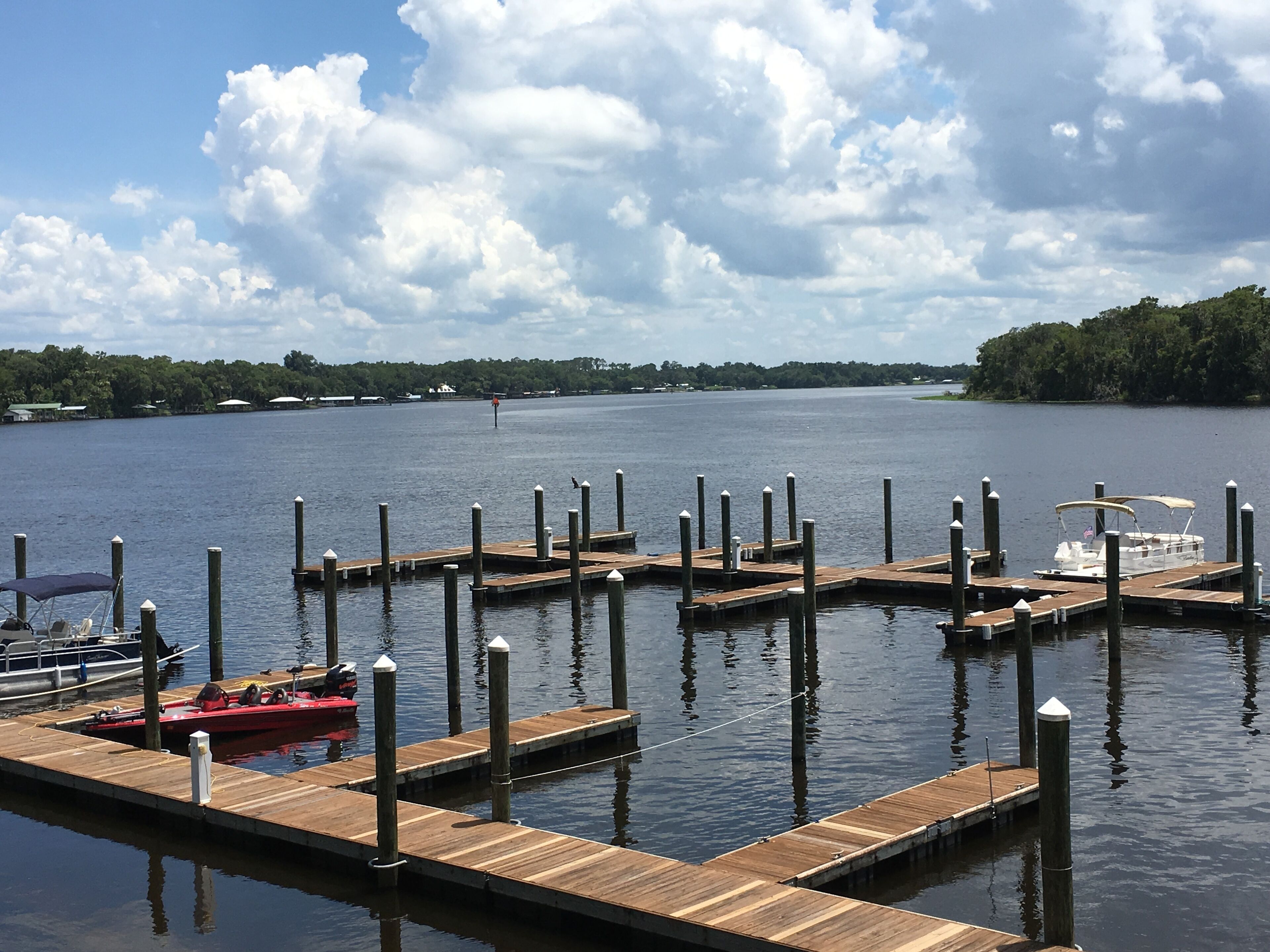 2BR/2BA Condo on the St Johns River-Welaka Resort Living