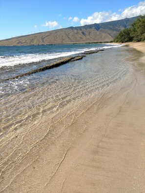 Am Strand, Liegestühle, Strandtücher