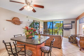 Smart TV, books - Direct Oceanfront EVERY Room Kauhale Makai #214 - Largest Unit Available (Kihei)