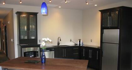 Suites at 118
