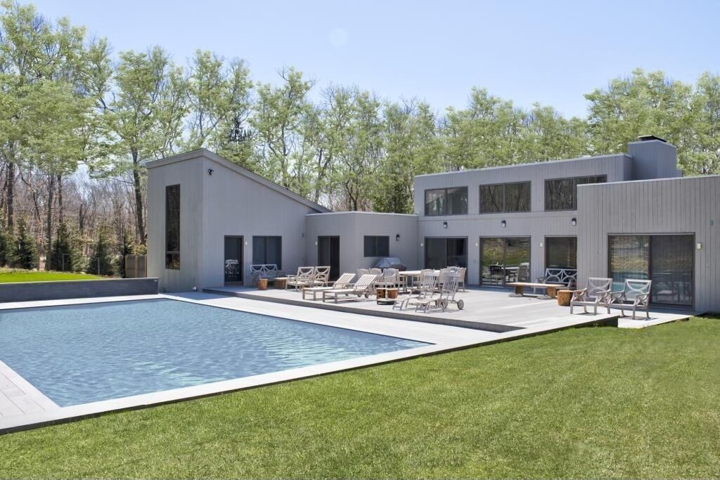 Relax in Luxury in the Hamptons!