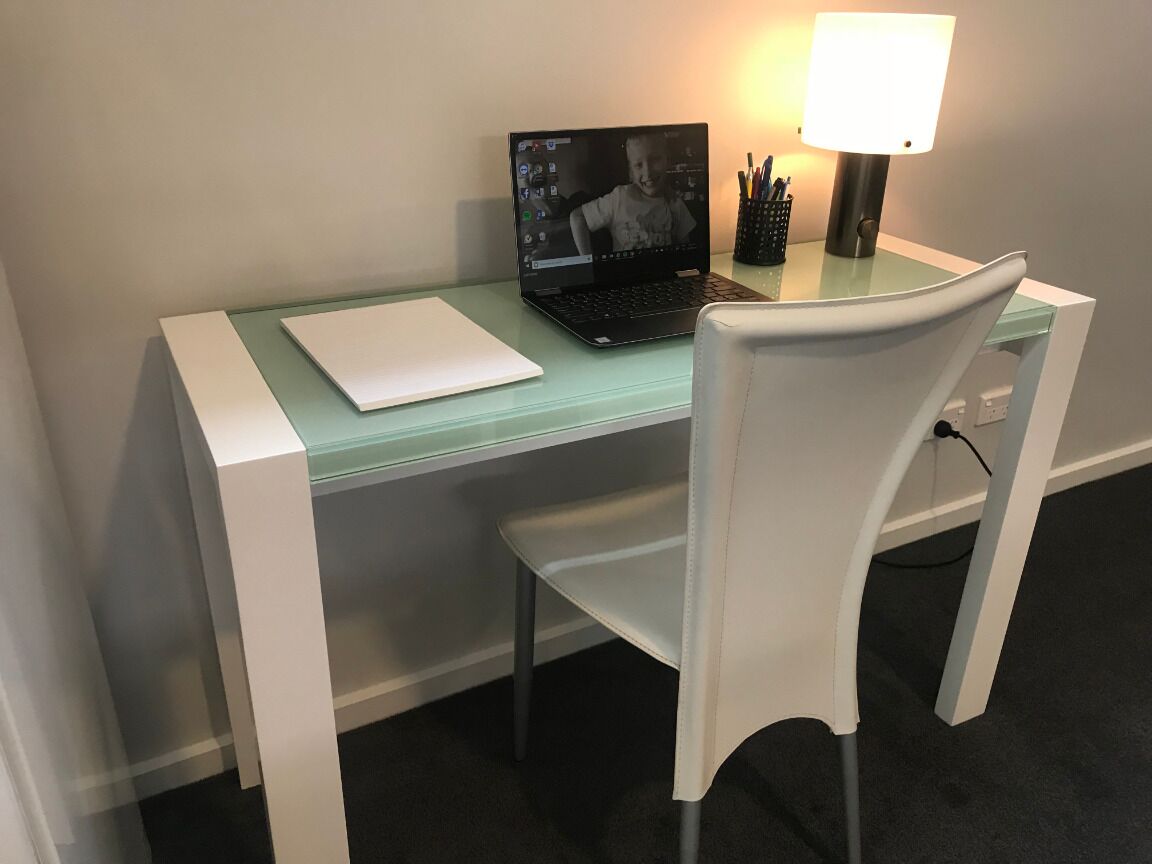 ADEL HILLS ESCAPE Clean•Cosy•Relax•Free Netflix — image 13